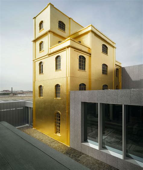 FONDAZIONE PRADA RENEWS THE COLLABORATION .